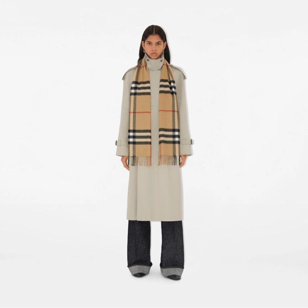 Burberry archive Scarf Beige check